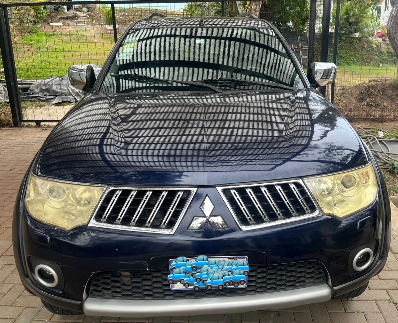 Frente Mitsubishi Montero